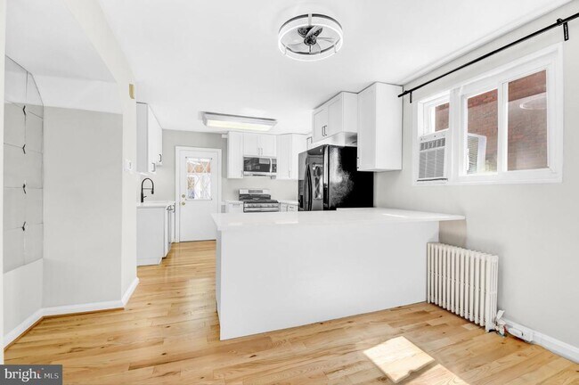 Building Photo - 7519 8th St NW