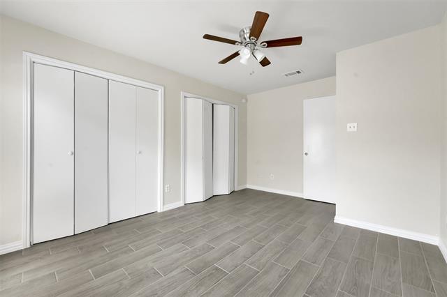 Building Photo - 405 S Las Vegas Trail