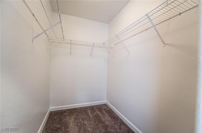 Building Photo - 5555 W Sun Temple Ave