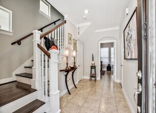 Building Photo - 12265 Oxford Cres Cir