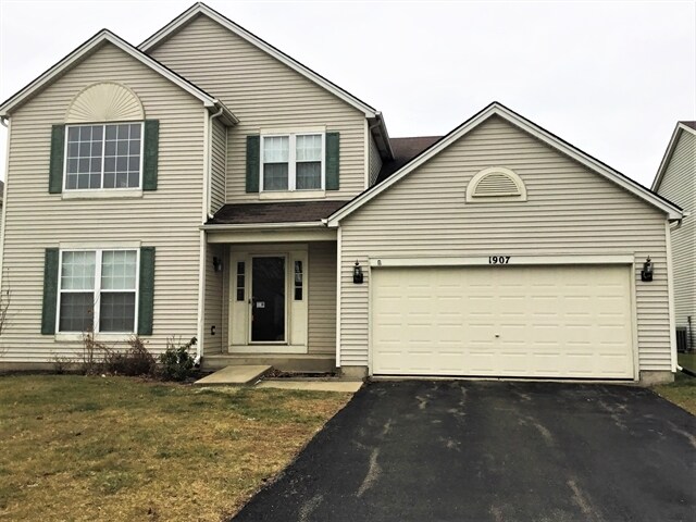 Primary Photo - 1907 Arbor Falls Dr