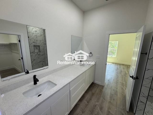 Building Photo - 664 Rolling Hills Dr
