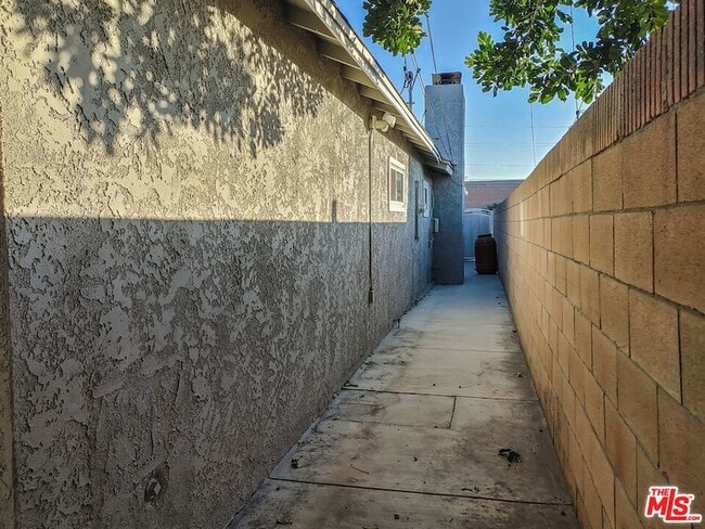 Building Photo - 13312 Markdale Ave