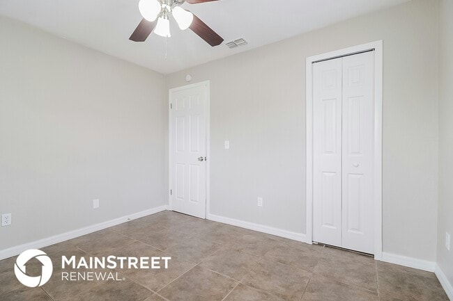 Building Photo - 1456 Coronet Dr