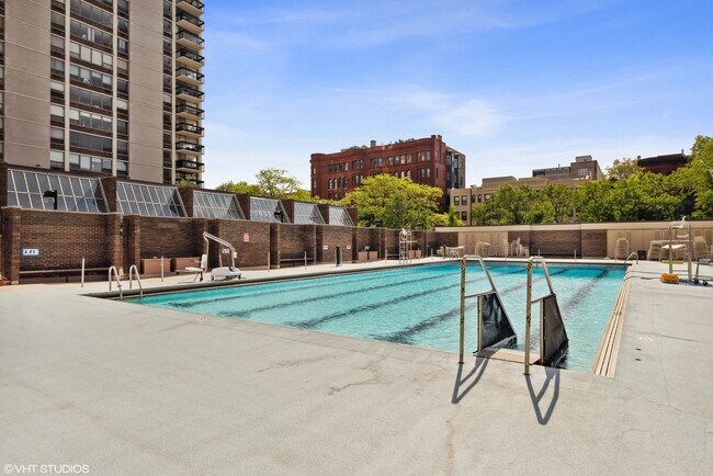 Building Photo - 1360 N Sandburg Terrace