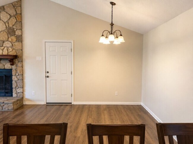 Building Photo - 1820-6 Tryon Drive
