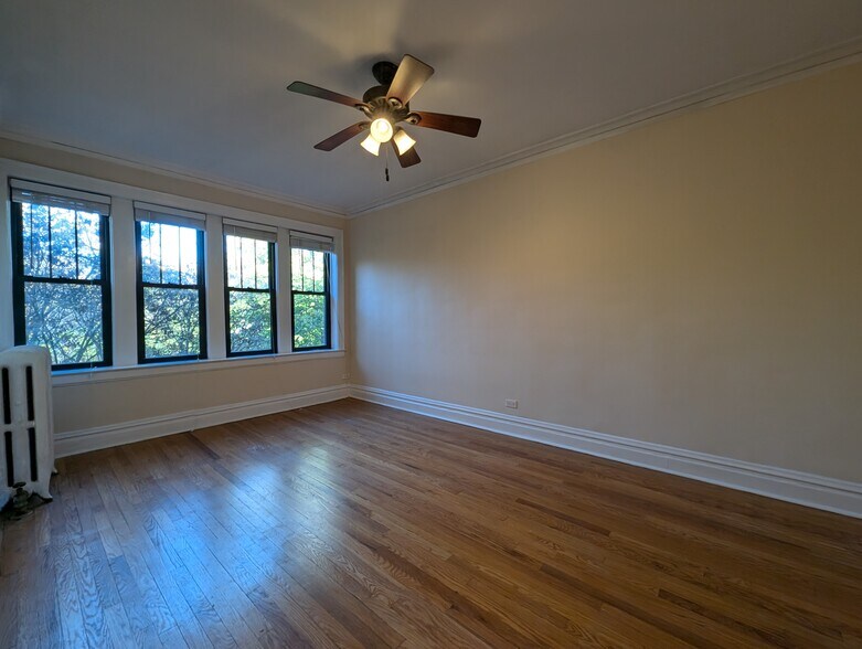 Building Photo - 2175 W Giddings St