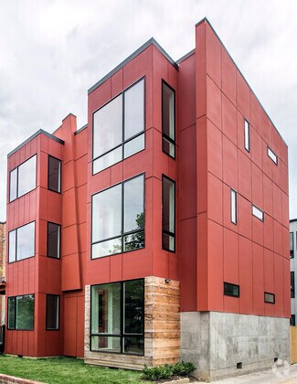 Building Photo - 715 Kenyon Street