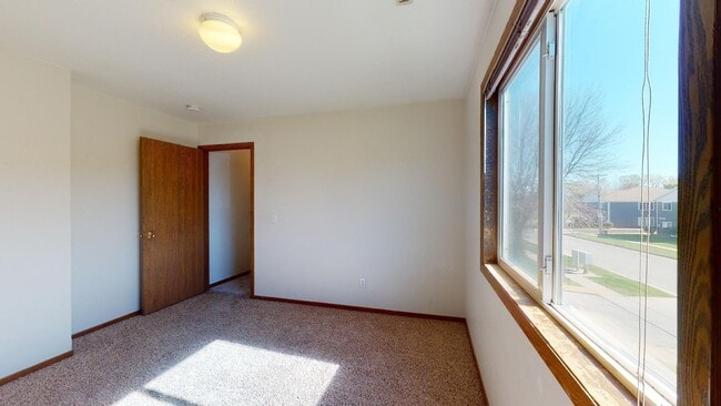 Building Photo - 4517 Steinbeck St