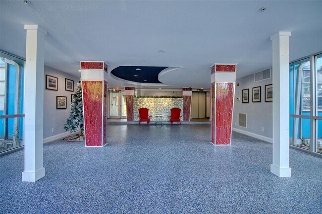 Building Photo - 3315 58th Ave S