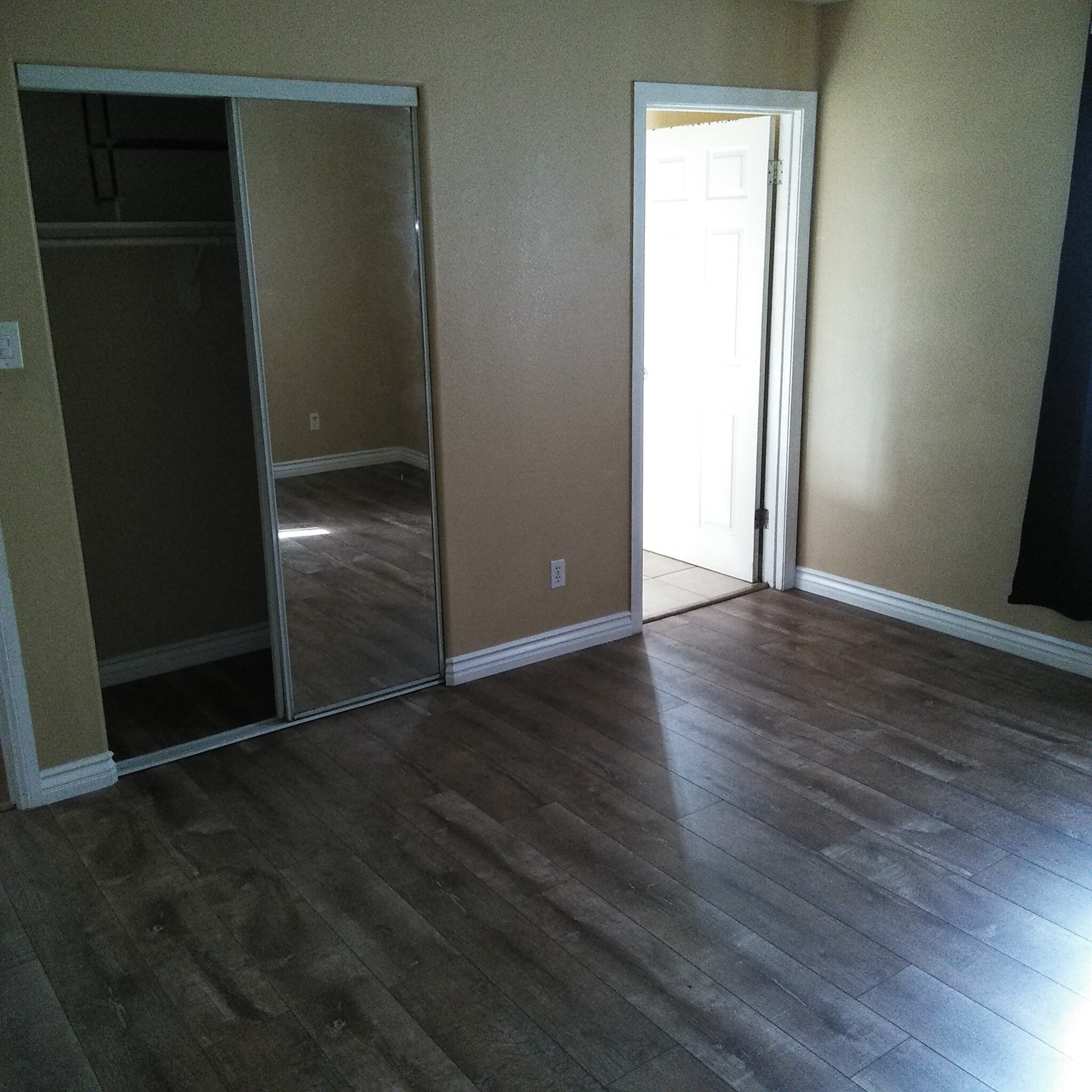 Building Photo - 8417 Avalon Blvd