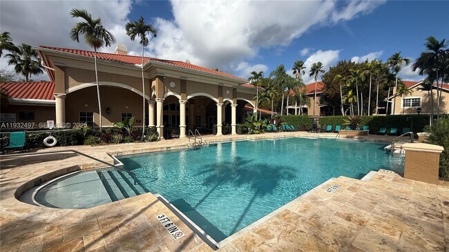 Building Photo - 220 SW 116th Ave