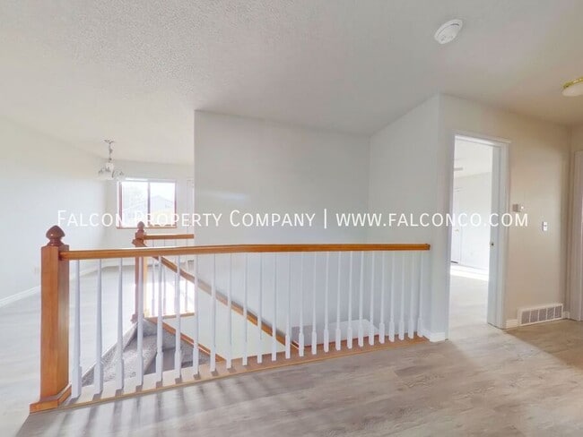 Building Photo - 5982 Corinth Dr