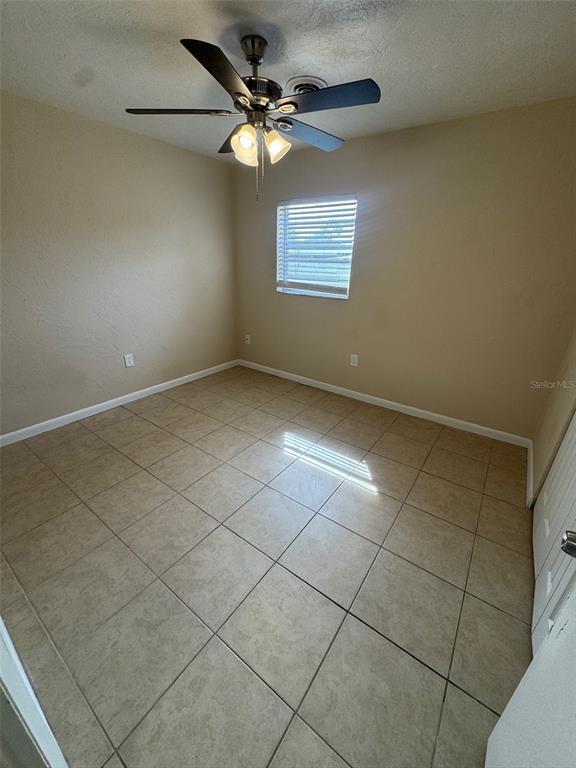 Building Photo - 1700 NE 71st Pl