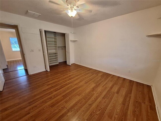 Building Photo - 259 Franca St