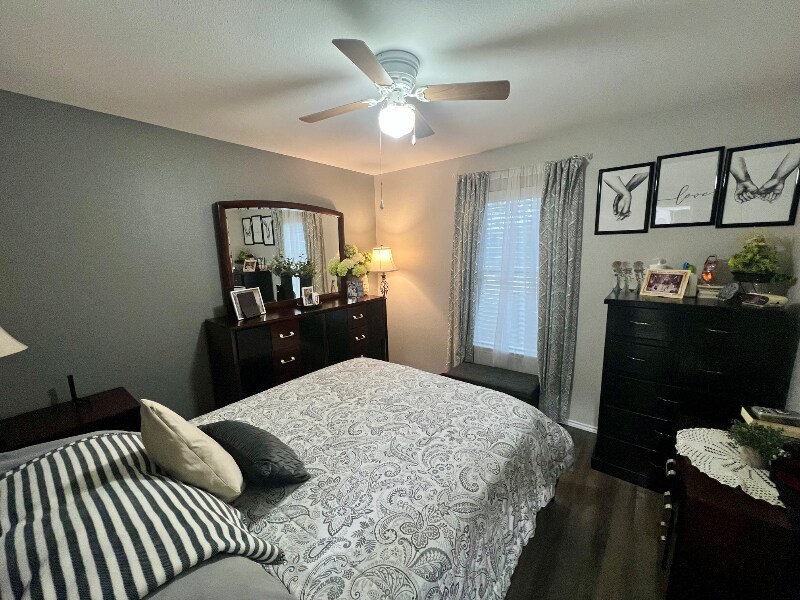 Building Photo - 6947 Lunar Way