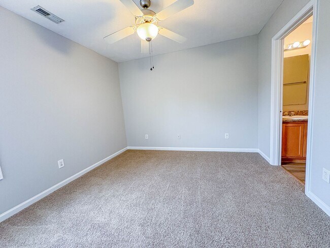 Building Photo - 3633 Dornoch Dr