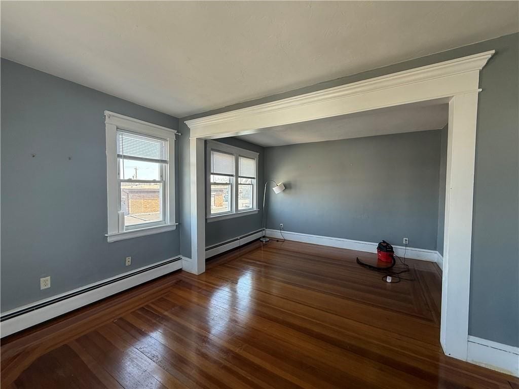 Building Photo - 10 Knight St