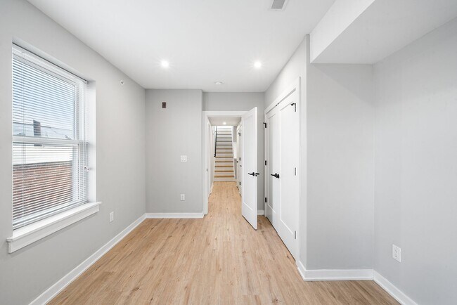 Building Photo - 1725 N 25th St