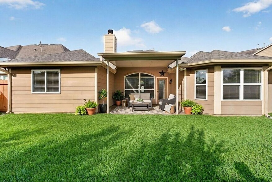 Building Photo - 10103 Sweet Willow Ln