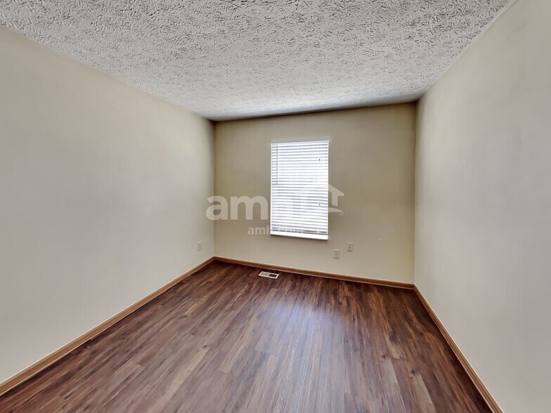 Building Photo - 3862 Liriope St