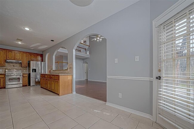 Building Photo - 16523 Pinon Vista Dr
