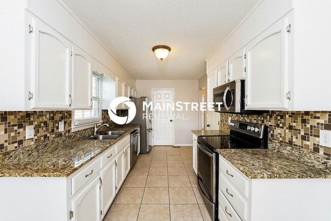 Building Photo - 3 Bedroom Pet-Friendly Home in PINSON, AL with Main Street Renewal
