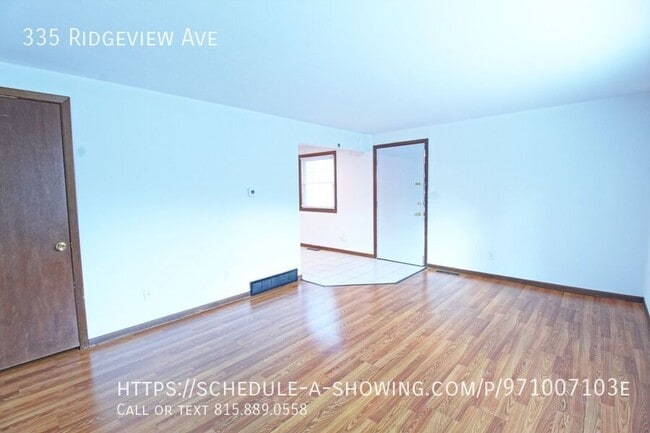 Building Photo - 335 Ridgeview Ave