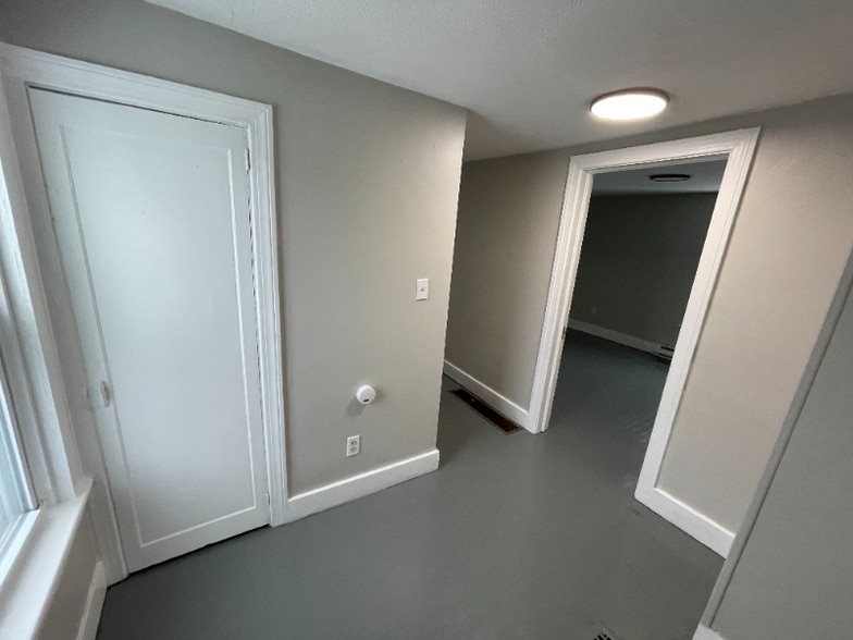 Building Photo - 1322 Brownell Ave