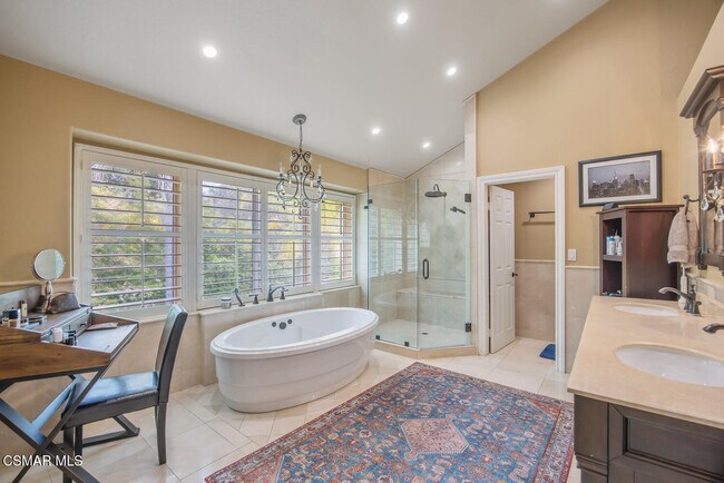 Building Photo - 2521 Sandycreek Dr