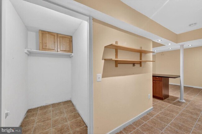 Building Photo - 12600 Maidens Bower Dr