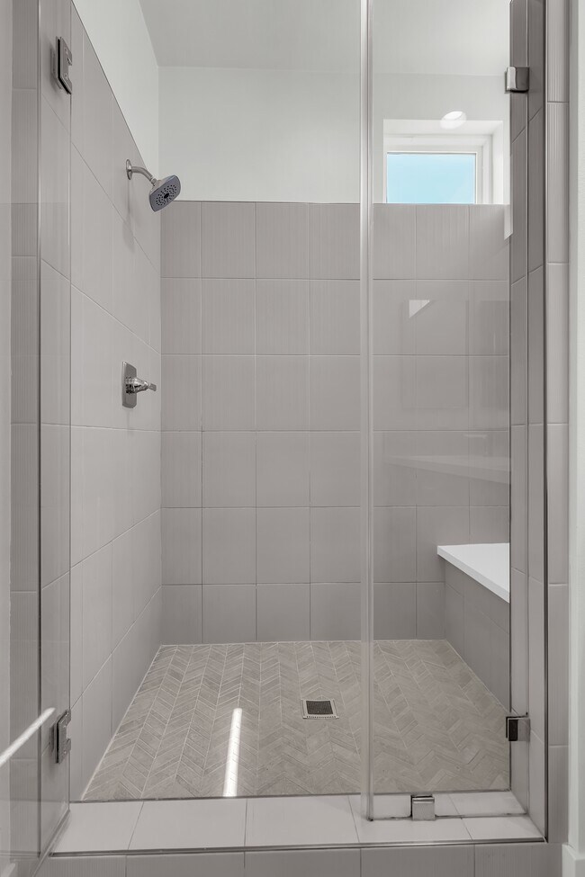 Building Photo - 347 Novel