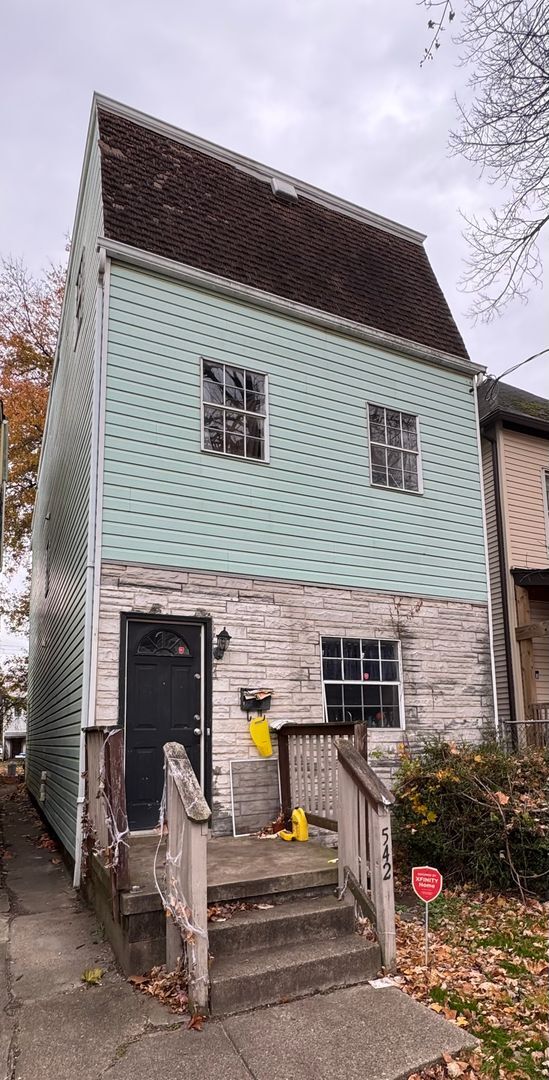 Building Photo - 542 5th Ave