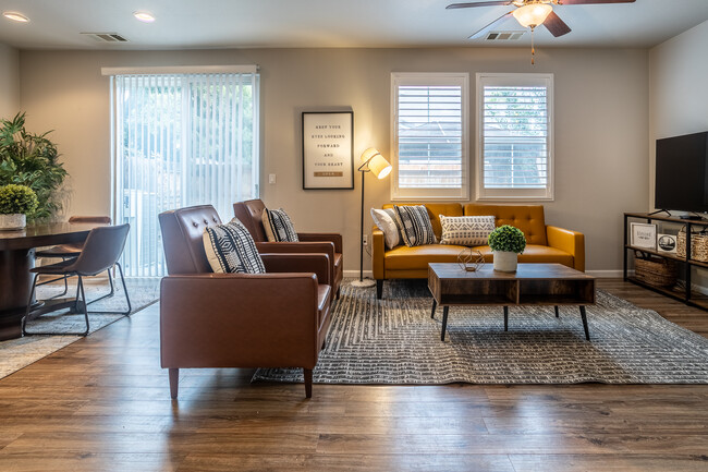 Dining/Living Room walks out to patio - 373 N Amedeo Ln