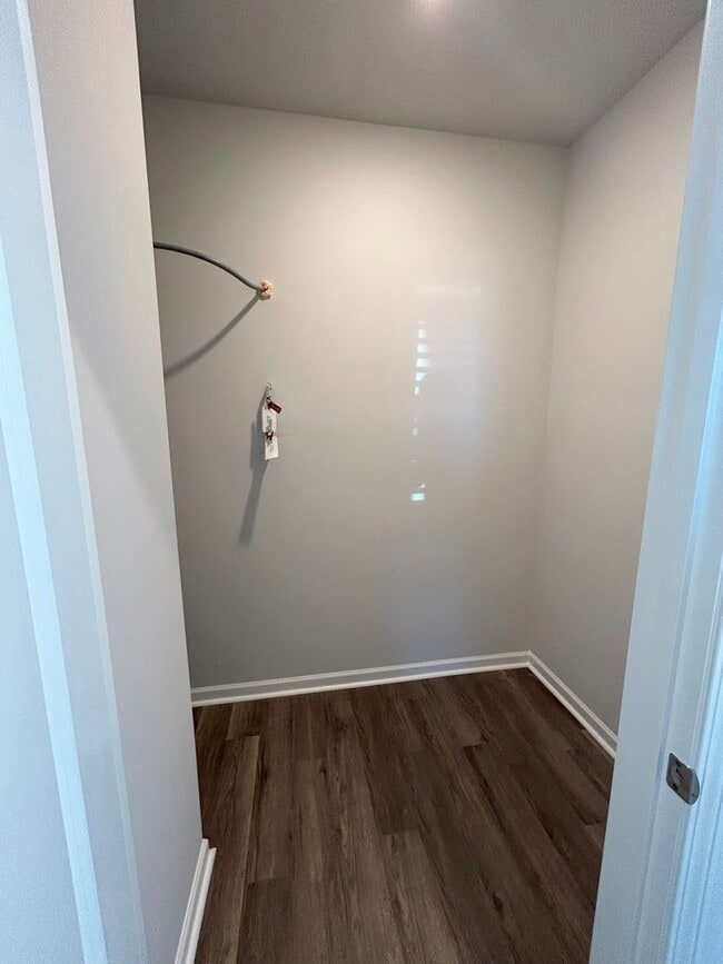 Building Photo - SPECIAL- 1 month free!! Brand new home wit...