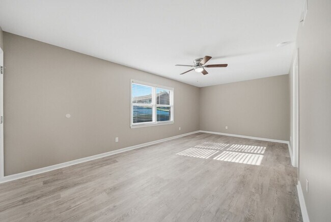 Building Photo - Renovated 1 Bed 1 Bath Condo in Prime Location!