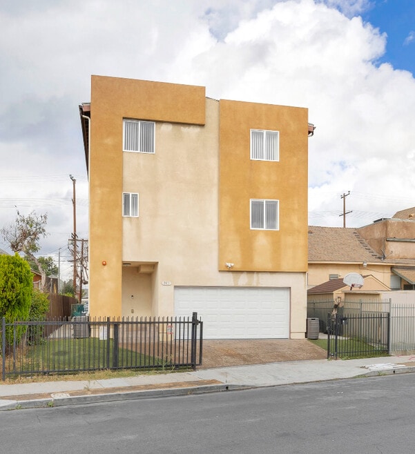 Building Photo - 343 E 37th St