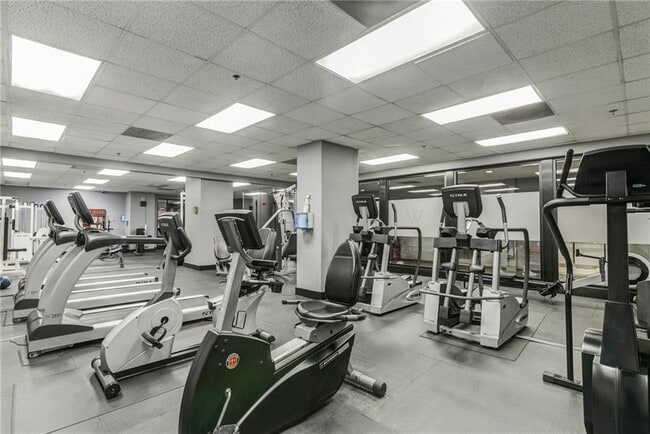 Building Photo - 620 Peachtree St NE