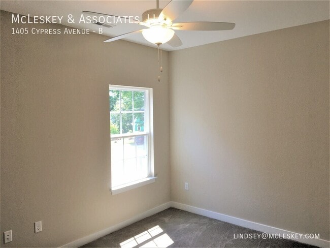 Building Photo - 1405 Cypress Ave