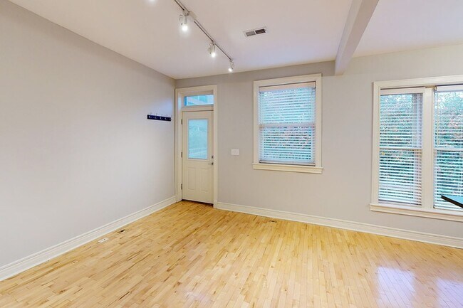 Floorplan - Melrose Apartments