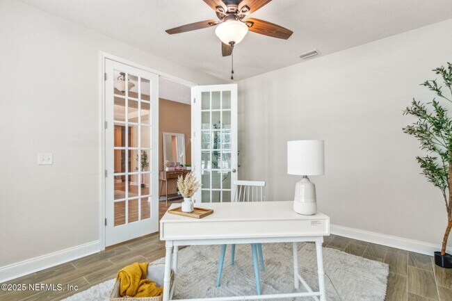 Building Photo - 11470 Glenlaurel Oaks Cir