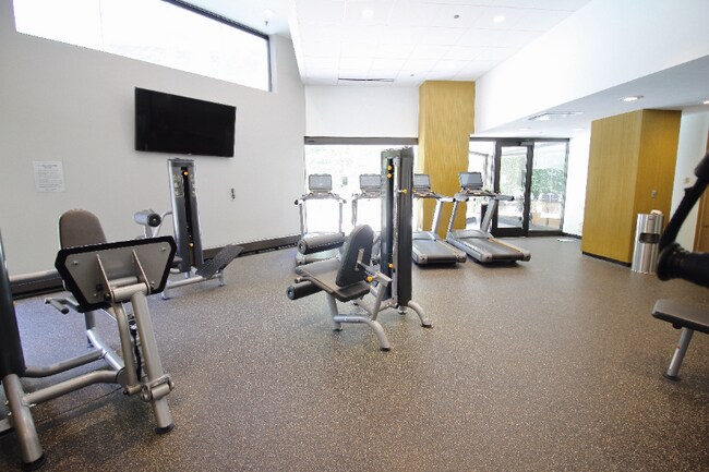 Building Photo - 770 N Dearborn St