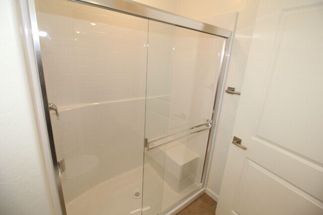 Building Photo - 1462 Pioneer Ln