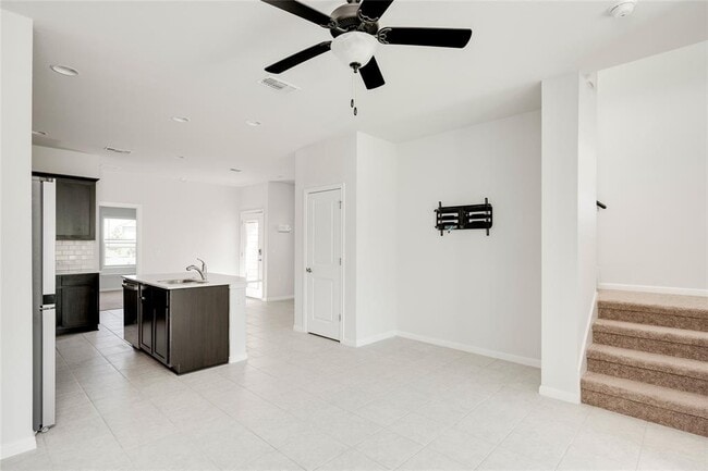 Building Photo - 9706 Whisper Willow Blvd
