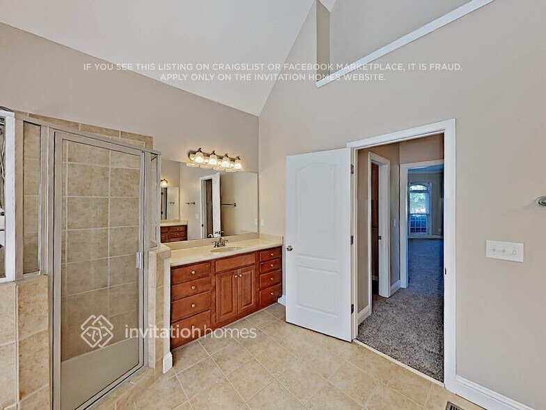 Building Photo - 4295 San Marco Way