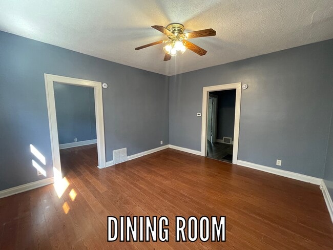 Building Photo - 303 E Winter Ave