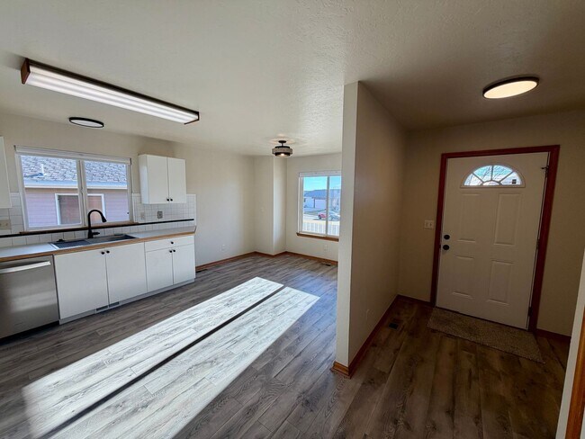 Building Photo - 3339 35th St