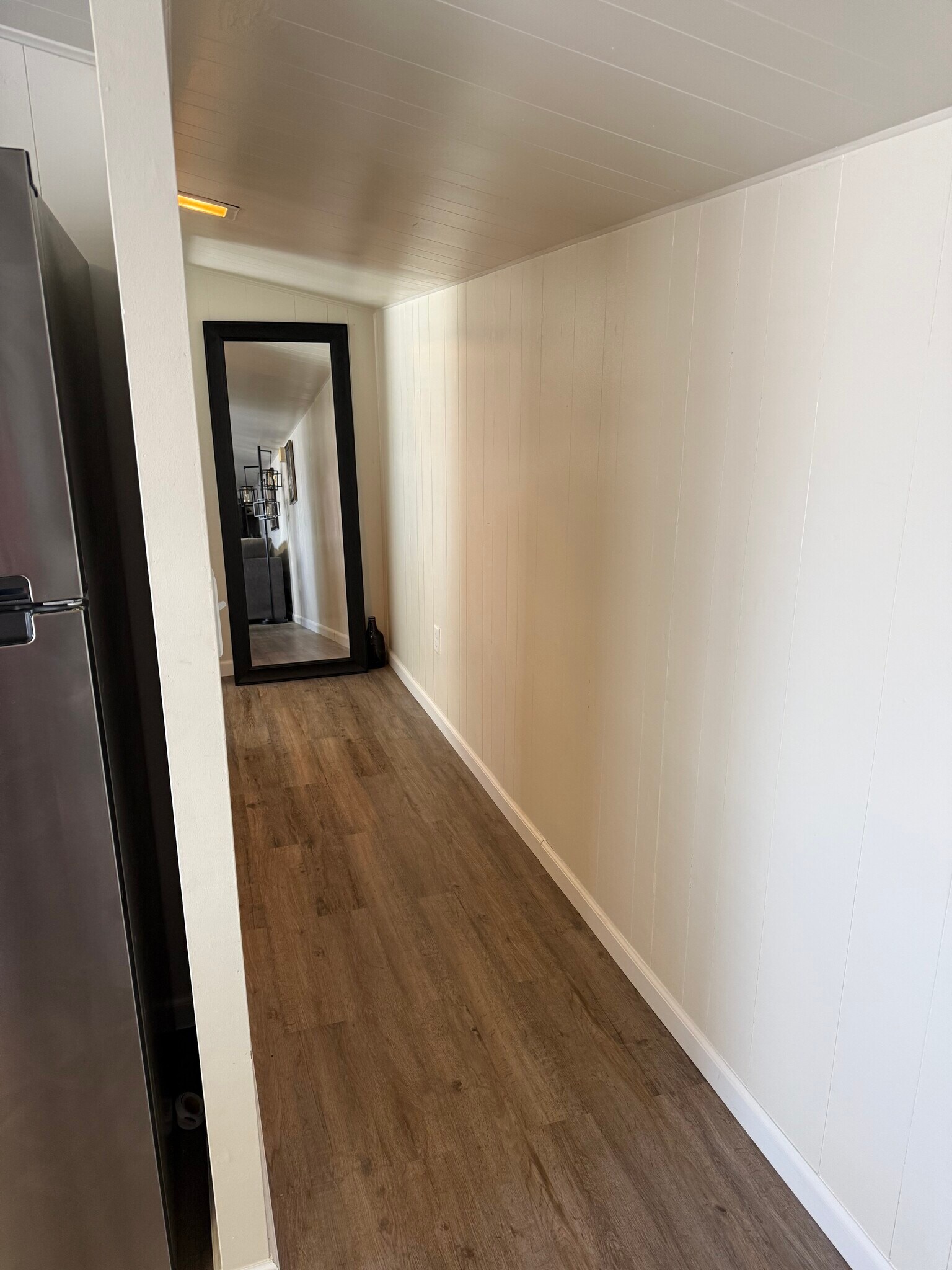 Building Photo - 909 27th Ave