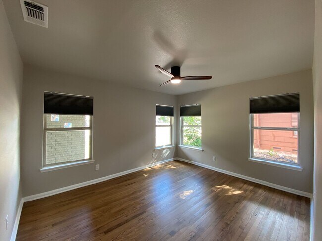 Building Photo - Super Cute, Newly Remodeled, 2bd/1bth hous...
