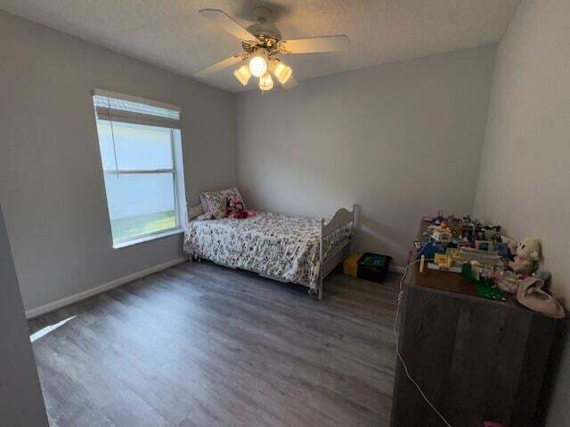 Building Photo - 1883 Oak Berry Cir